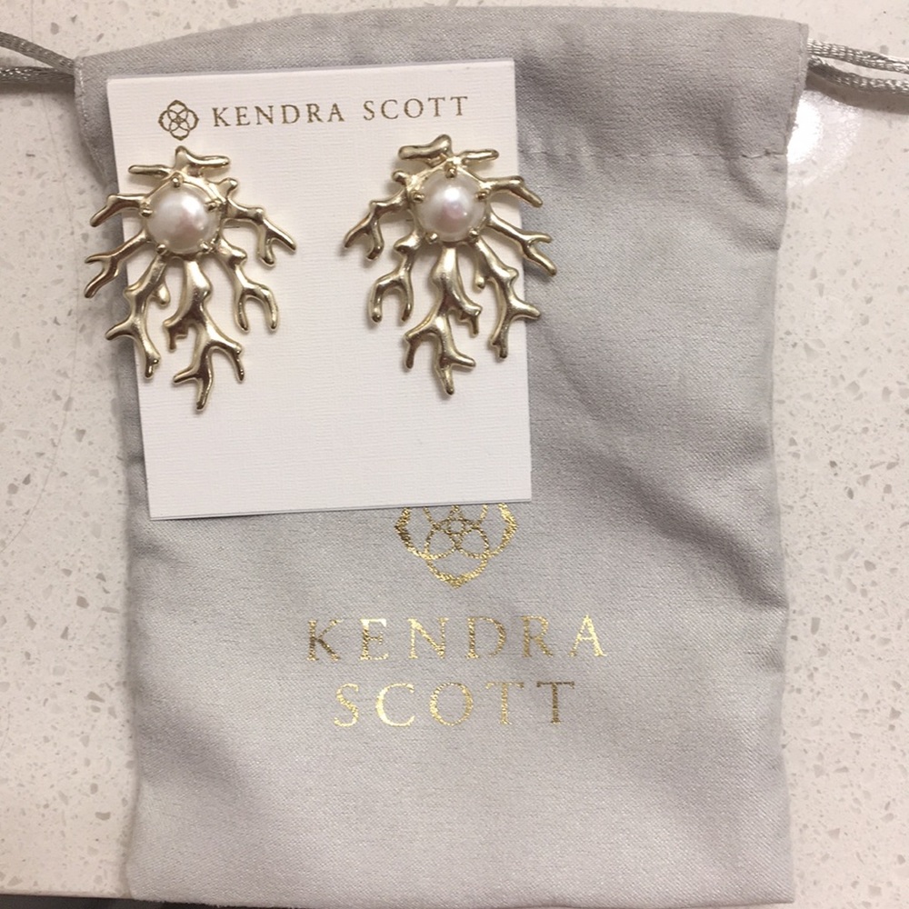 Kendra Scott “Hattie” earrings